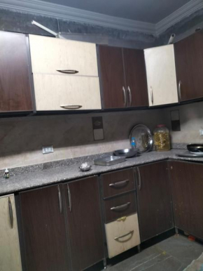 شقة ايجار مفروش 4 نوم 3 حمام 4 ريسيبشن